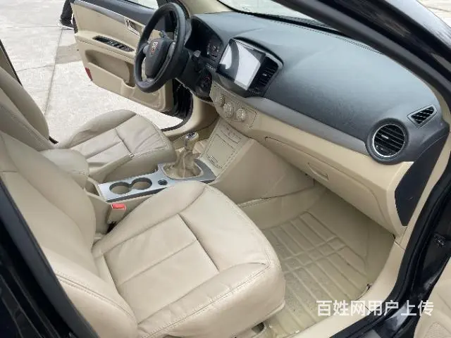 荣威 荣威350 2013款 350S 1.5 手动 讯驰版 - 图片 3
