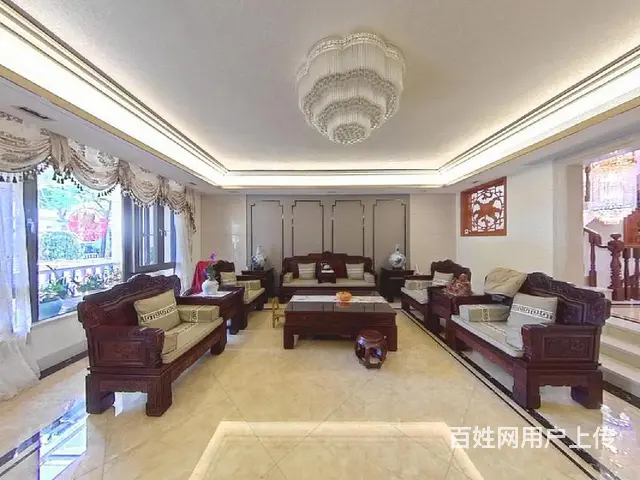 尚东领御 香山湖公园畔别墅 三层 位置好 前后200平花园 - 图片 3