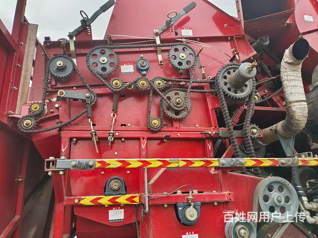 22款沃得240马力静液压一杆操作 - 图片 4