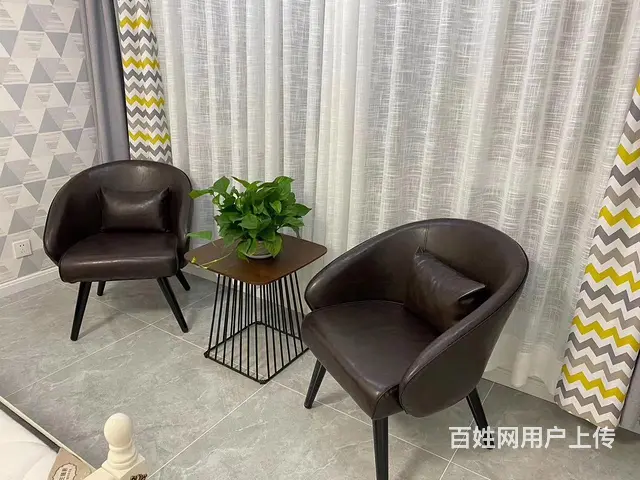新一中学区 小三室  凌河现代城 4楼 106平 三居  双 - 图片 2