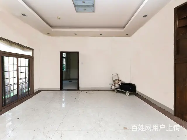 亨泰山庄 好房型买一套四层别墅 精装修 带花园 - 图片 1