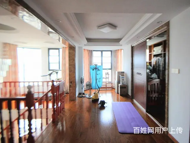 老八 中汇鑫国际精装修电梯复式楼，全套红木家具，采光视野好。 - 图片 6