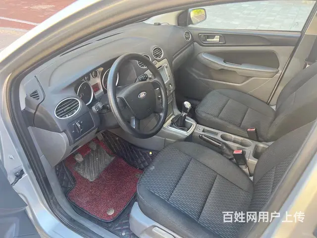 福特 福克斯 2012款 经典福克斯-两厢 1.8 手动 基 - 图片 3