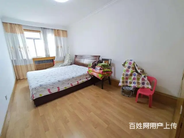 二楼，三室，带储。皇冠南区金海湾花园 - 图片 4