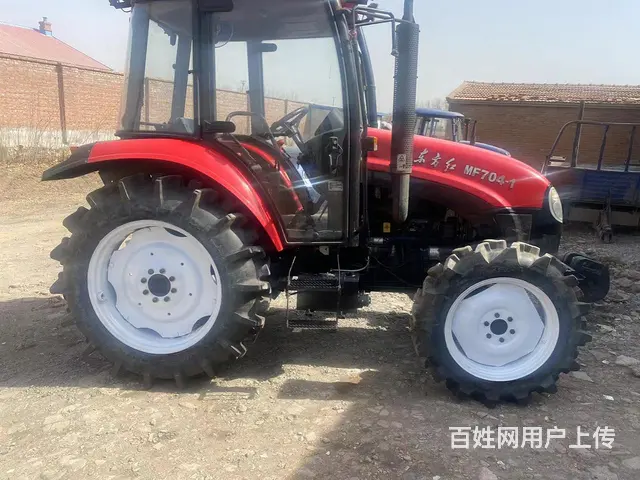 18年东方红704。原车驾驶室。工作2000小时 - 图片 1