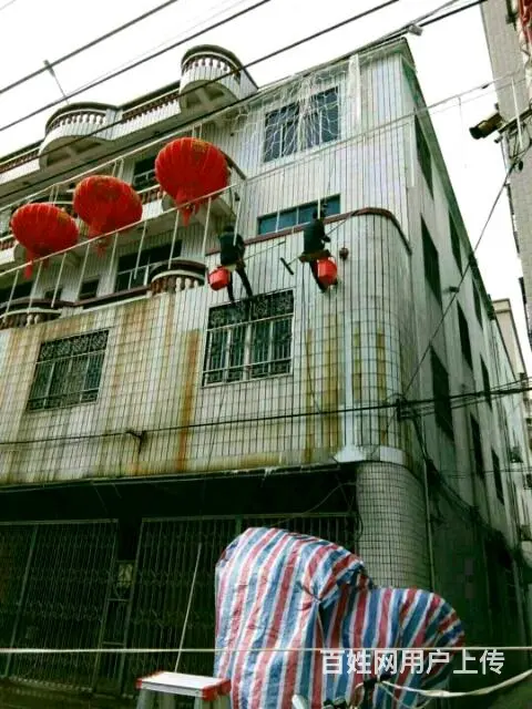 兴易隆高空清洗作业，蜘蛛侠安装维修作业 - 图片 1