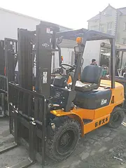 低价转让一台杭州3吨柴油二手叉车 杭州最新款带左右