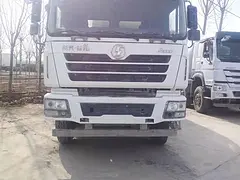 出售17年二手德龙搅拌车 大20方 国五 唐鸿上装