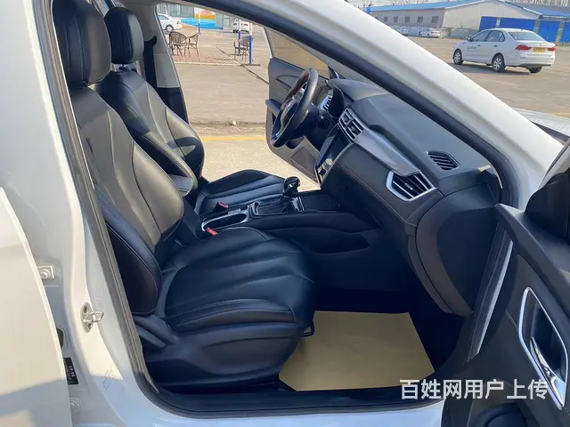 荣威i5 2019款 1.5 无级 4G互联领豪版 - 图片 11