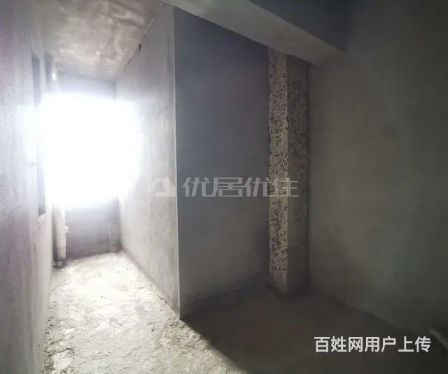 漂亮的电梯复试楼 8房4卫2厨260平米可改2套4房 - 图片 4