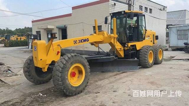 兴安二手平地机市场 2手徐工180平地机出售的图片