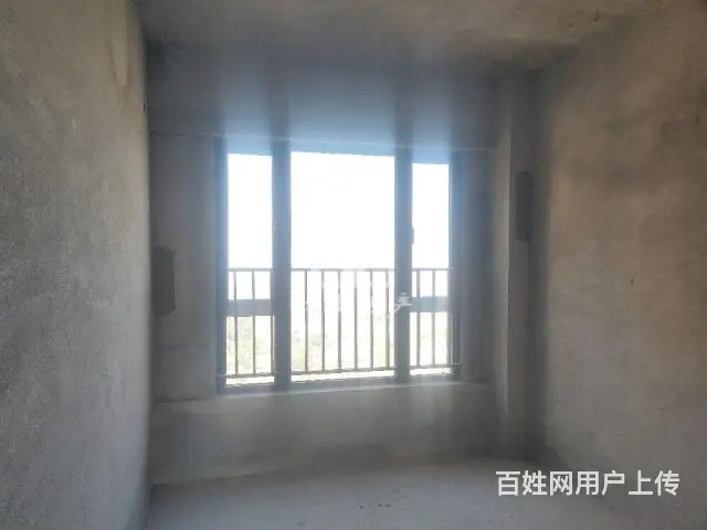 新推大型小区（东盟城）东南向 中层 4房2卫 - 图片 5