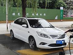 长安 逸动 2015款 1.6 手动 豪华型