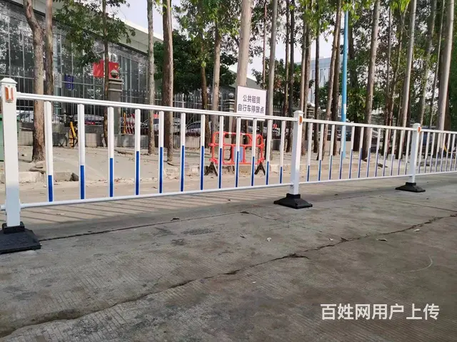 定做热镀锌防护栏杆  市政道路护栏 - 图片 5