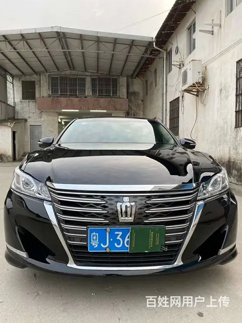 丰田 皇冠 2015款 2.0T 手自一体 豪华版 - 图片 1
