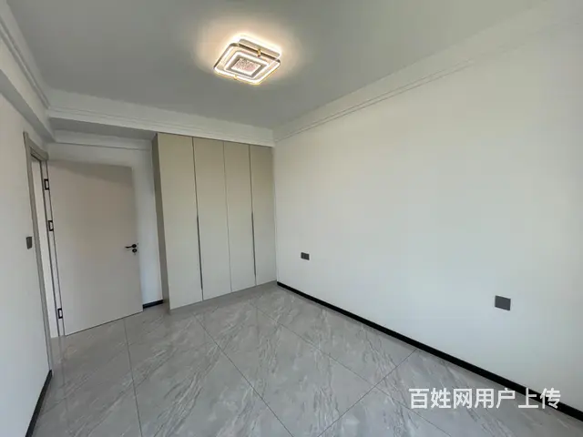首付款5万，龙江逸园5楼90平，两室两厅一卫，精装 - 图片 2