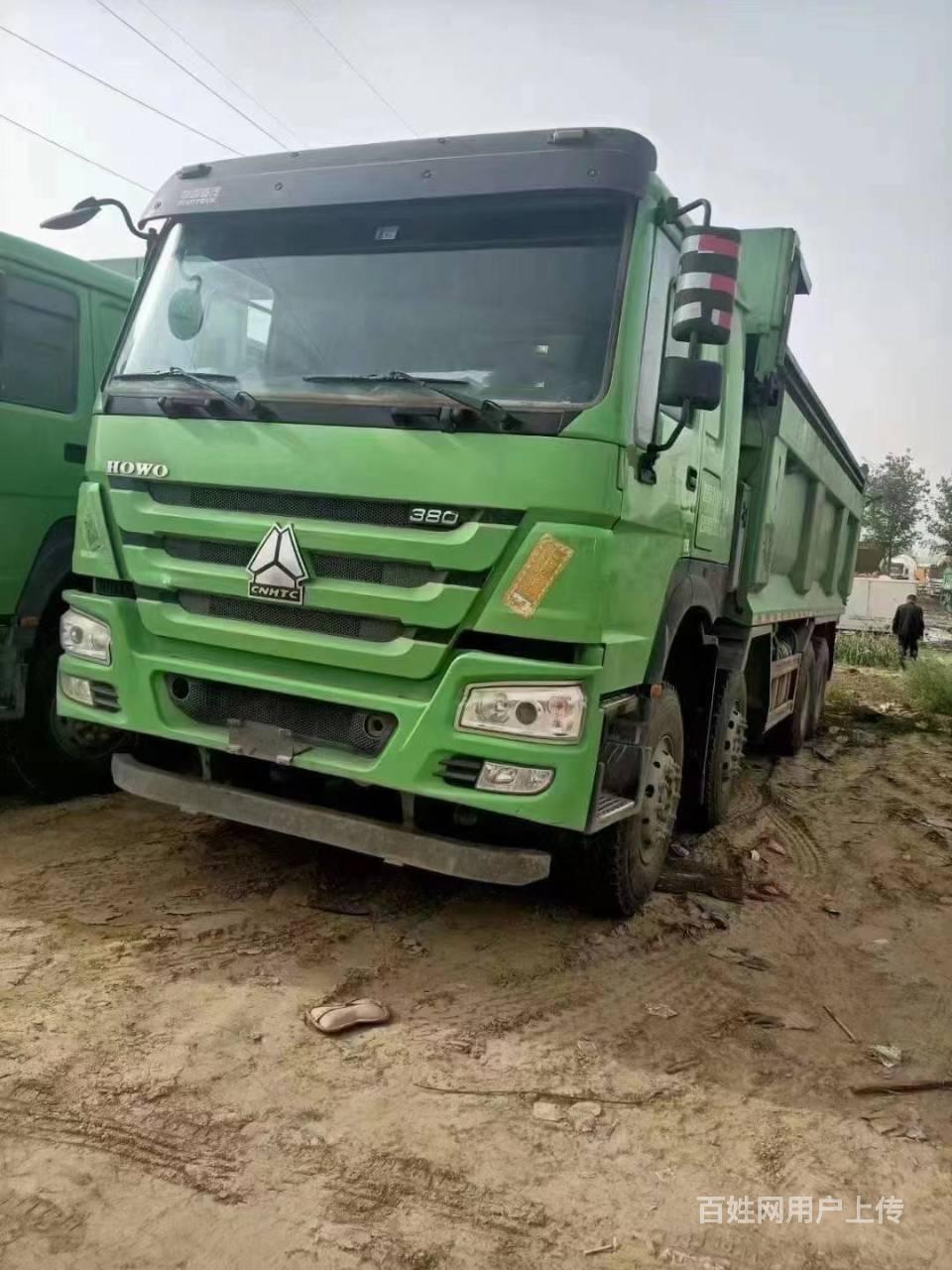 出售19年二手豪沃渣土车380马力6.8米大箱