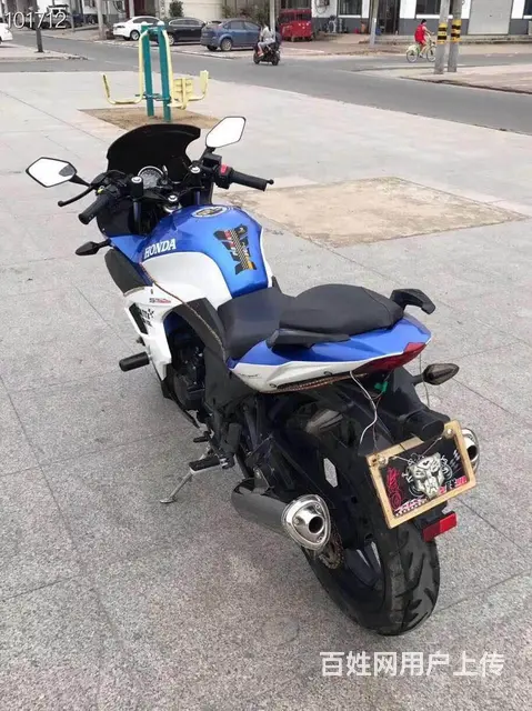 本田大S款跑车。实表几百公里。车身改装彩灯。 - 图片 8
