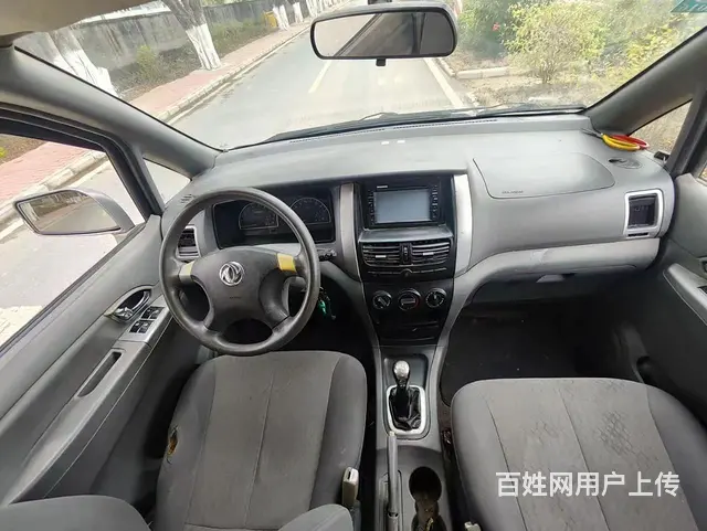 东风帅客7座大面包车 - 图片 9