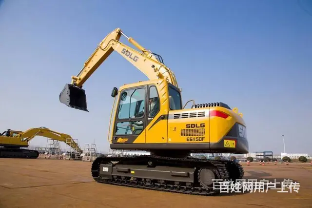 金坛钩机挖掘机出租电话=金坛装载机铲车出租电话=水陆挖掘机出 - 图片 3