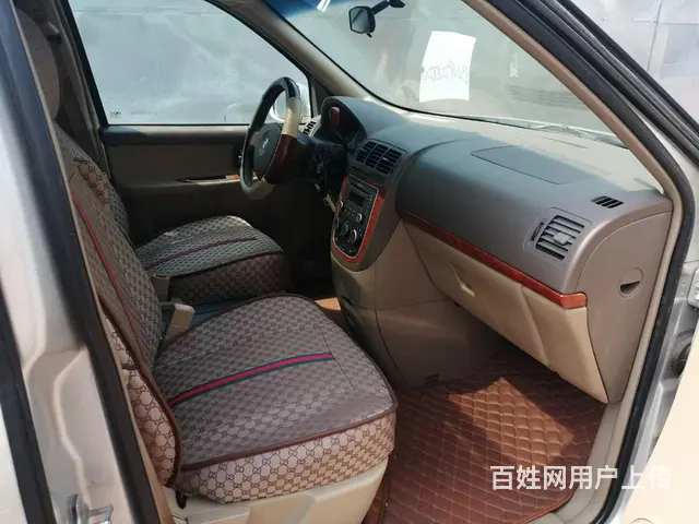 别克GL8路尊 - 图片 6