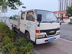 精品国四电喷江铃 3.3大双排平板车