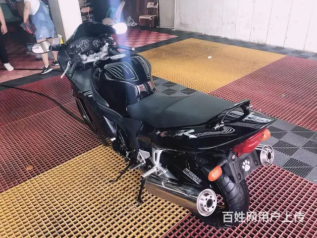 本田CBR1100XX 也叫本田黑鸟03年电喷车薪 - 图片 4