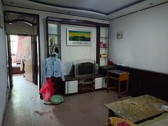 光明街单元楼出售一楼带小院