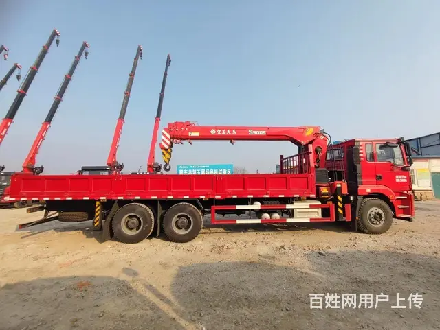 陕汽德龙后八轮12吨货箱8.5米随车吊 厂家地址 - 图片 1