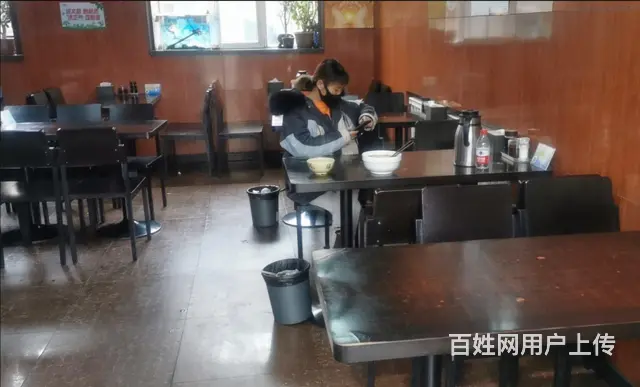 7577(七P）个人城中区翠南路与南山东路交叉口处小吃店转让 - 图片 1
