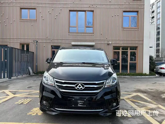 大通G10 2019款 G10 PLUS 1.9T 手自一体 - 图片 1