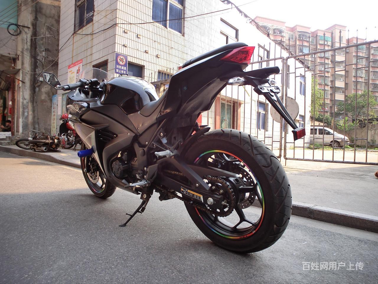 2018年尾幻速黑色高低,带合格证,实走1696公 - 汕头金平二手摩托车