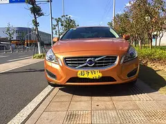 沃尔沃S60 2012款 2.0T 双离合 T5 智尊版