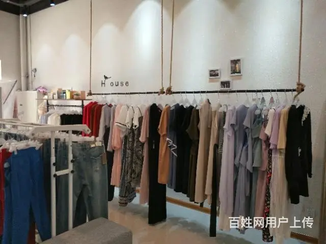 【都市时讯免费找店】鼎元学府服装店 - 图片 5