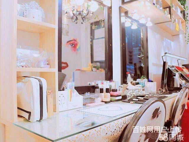 盈利中美甲美睫纹绣皮肤管理化妆综合店带货仪器设备整体优价转让的图片