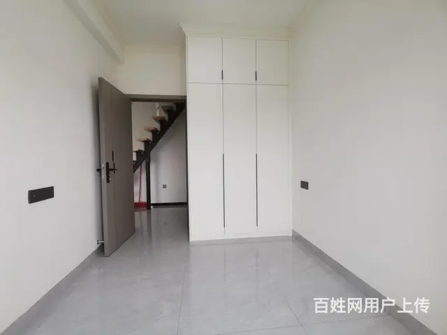 石阳老八 中水岸名都全新精装复式3房加书房未入住满两年总价低 - 图片 6