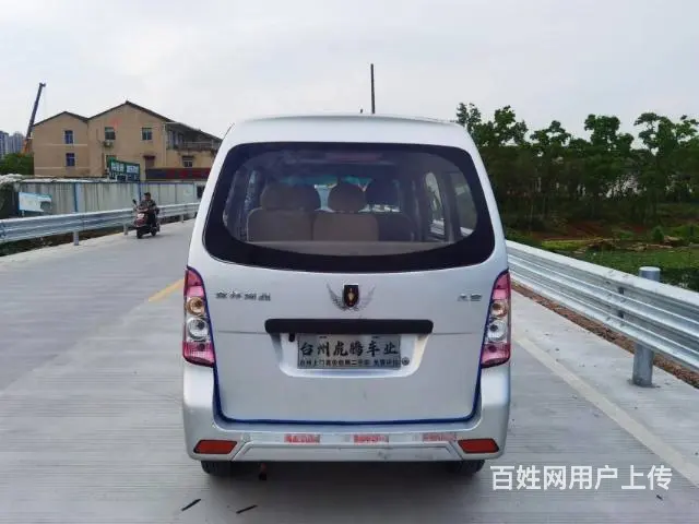 金杯面包车 - 图片 5