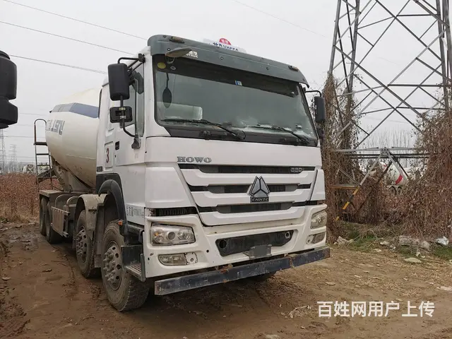 18年二手豪沃大20方搅拌车 380马力 前四后八 - 图片 3