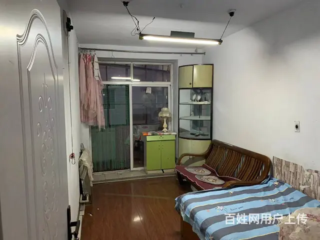 古塔区 延安路二段 5楼步梯 附属 市医院 花鸟鱼市 新玛特 - 图片 3