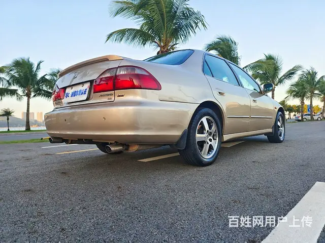 本田 雅阁 2001款 第六代雅阁 3.0 自动 豪华版 - 图片 4