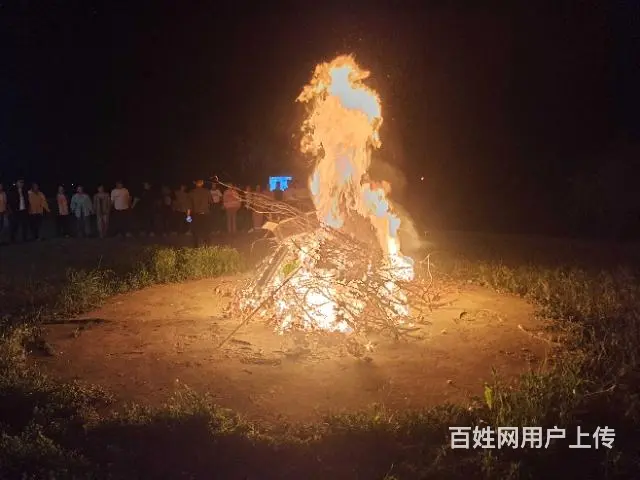 合肥户外拓展团建＋自助烧烤＋篝火晚会 - 图片 1