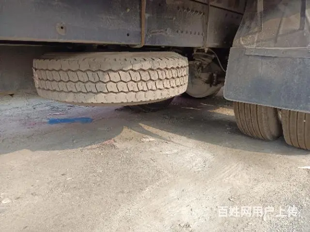 转让二手前四后八德龙平板标箱车430马力可提可分 - 图片 5
