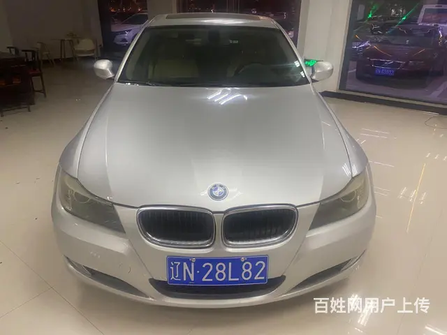 宝马3系 2009款 320i 2.0 手自一体 豪华型 - 图片 1