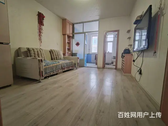 中心市场 银鑫花园五楼顶54平两室南北通透 - 图片 1