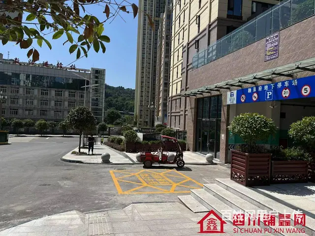 （四川铺鑫网）巴州区回风中医院西门160㎡商铺出租 - 图片 3