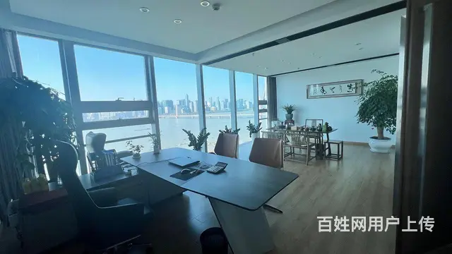 寰宇商务中心 一线江景 豪华装修带家具 会所装修拎包入住！ - 图片 1