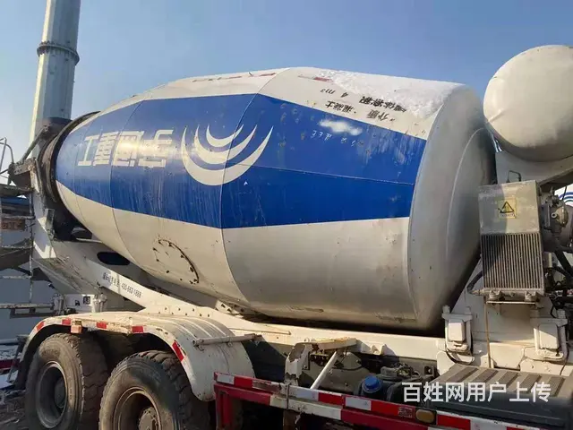 两台国四二手豪沃搅拌车 大14方 后八轮340马力 - 图片 6
