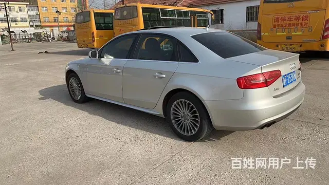 奥迪A4 2012款 A4L 2.0TFSI 无级 132k - 图片 5