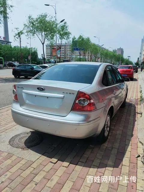 福特 福克斯 2009款 福克斯-三厢 1.8 手动 舒适型 - 图片 5