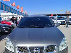 日产 逍客 2011款 2.0 无级 XV 雷 两驱